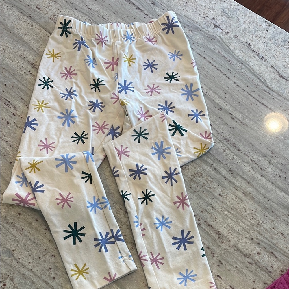 Hanna Andersson Kids leggings with Colorful Starburst Pattern